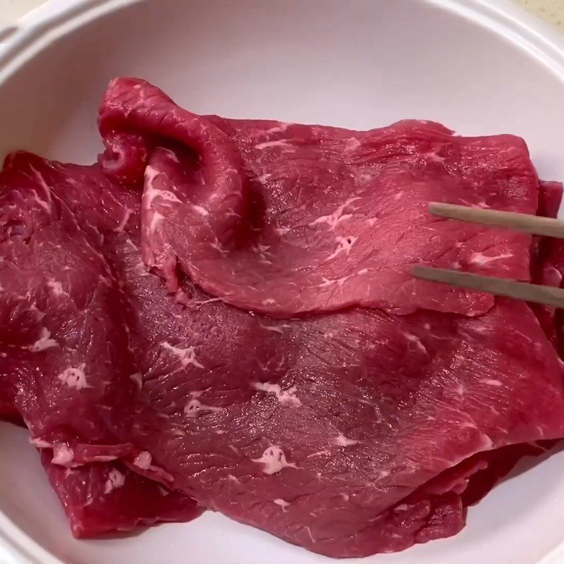 Step 1 Prepare the ingredients for Butter-fried Beef