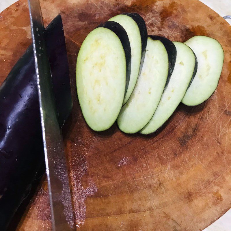 Step 1 Prepare the ingredients Fried Eggplant with Scallion Oil