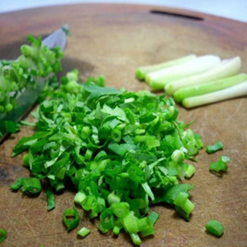 Step 1 Prepare the ingredients Beef stir-fried with onion and tomato