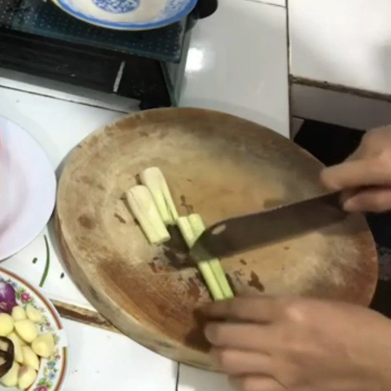 Step 1 Prepare the ingredients for Braised Duck with Vegetables