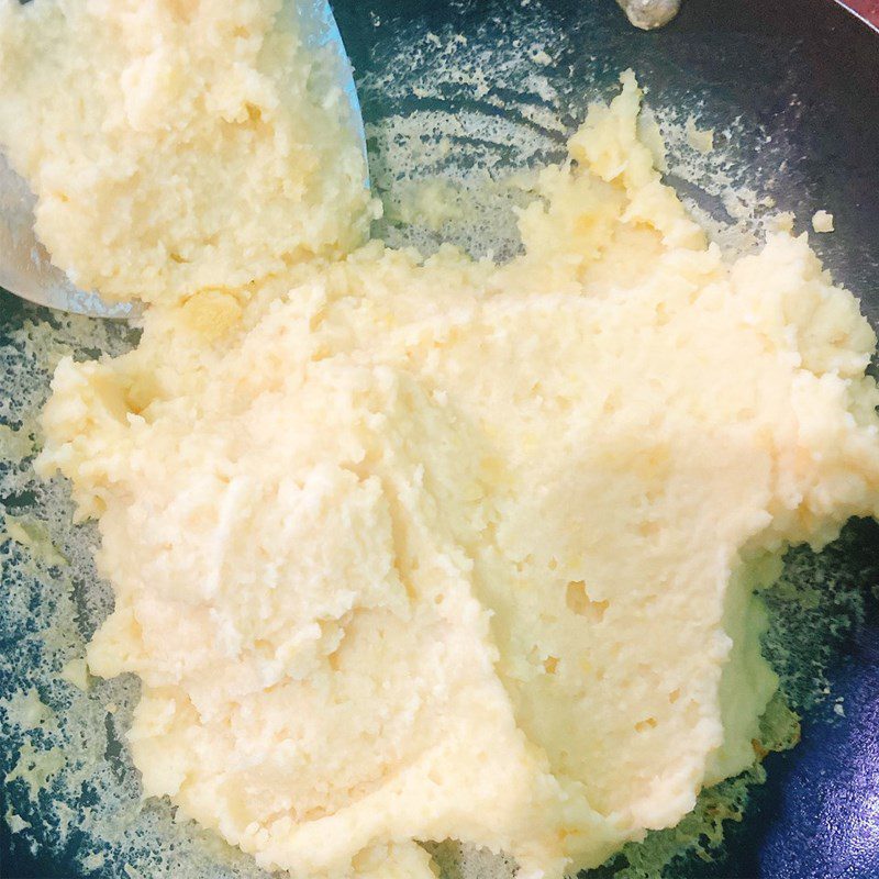 Step 1 Prepare the ingredients for the orange cake - mung bean filled fried cake