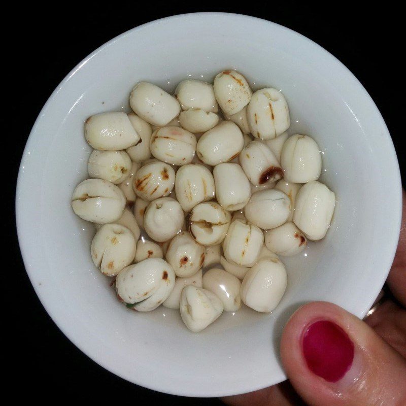 Step 1 Prepare the ingredients for nourishing tea (recipe shared by users)