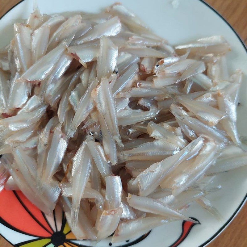 Step 1 Prepare the ingredients for Anchovy Braised with Pork Belly