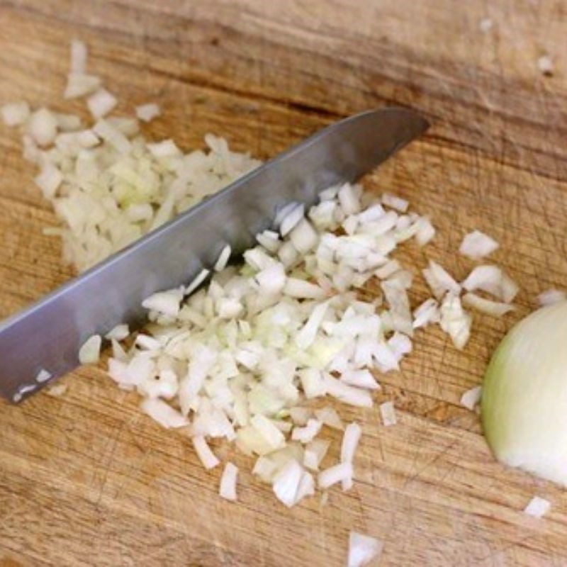 Step 1 Prepare the ingredients for Fried Dumplings with Meat and Egg Filling