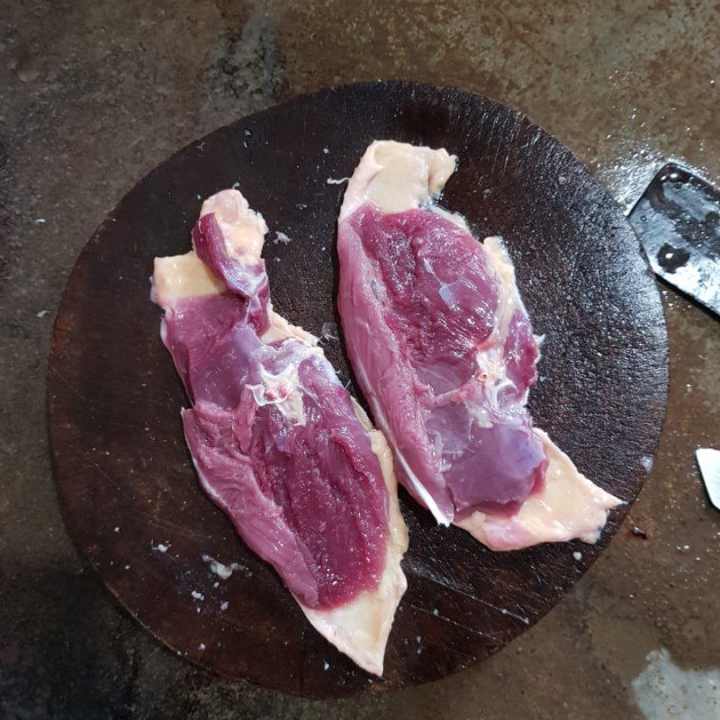 Step 1 Prepare the ingredients for Stir-fried Duck with Lemongrass and Chili