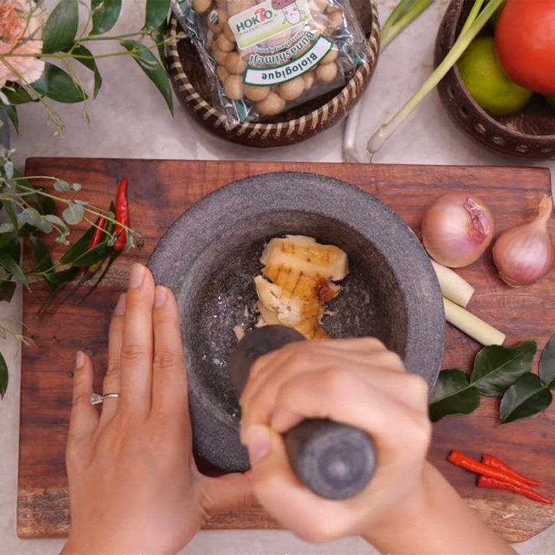 Step 1 Prepare the ingredients for Thai Coconut Chicken Soup - Tom Kha Gai