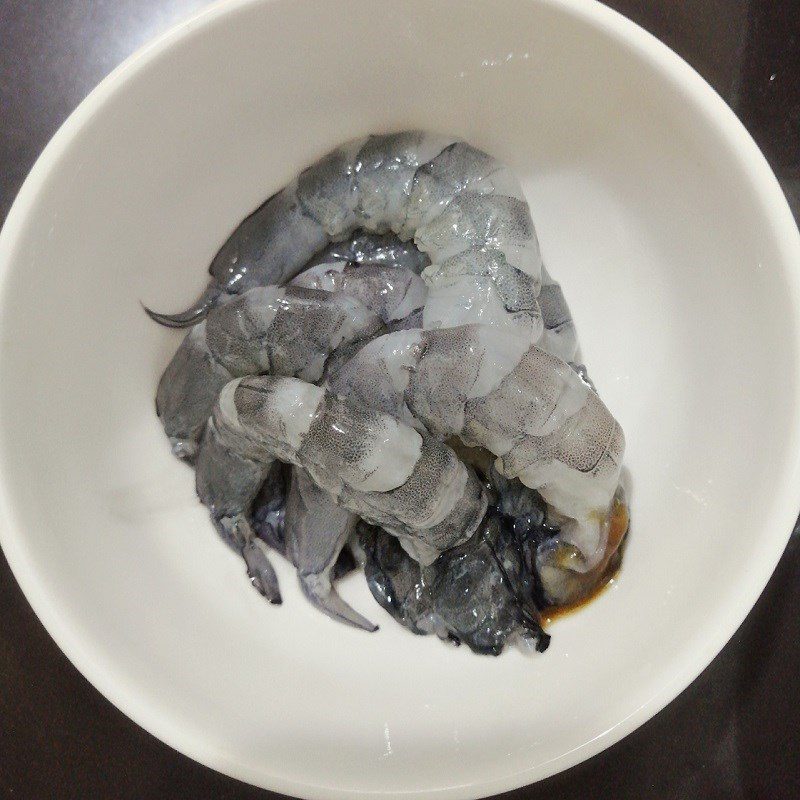 Step 1 Prepare the ingredients for Sweet Mustard Greens Soup with Fresh Shrimp