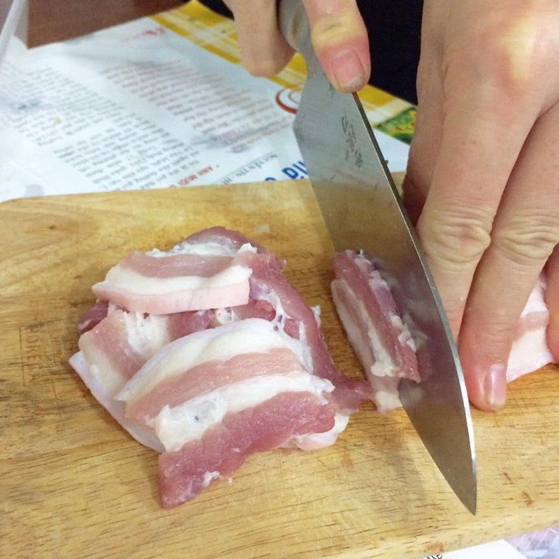 Step 1 Prepare the ingredients for pork liver pate with pork