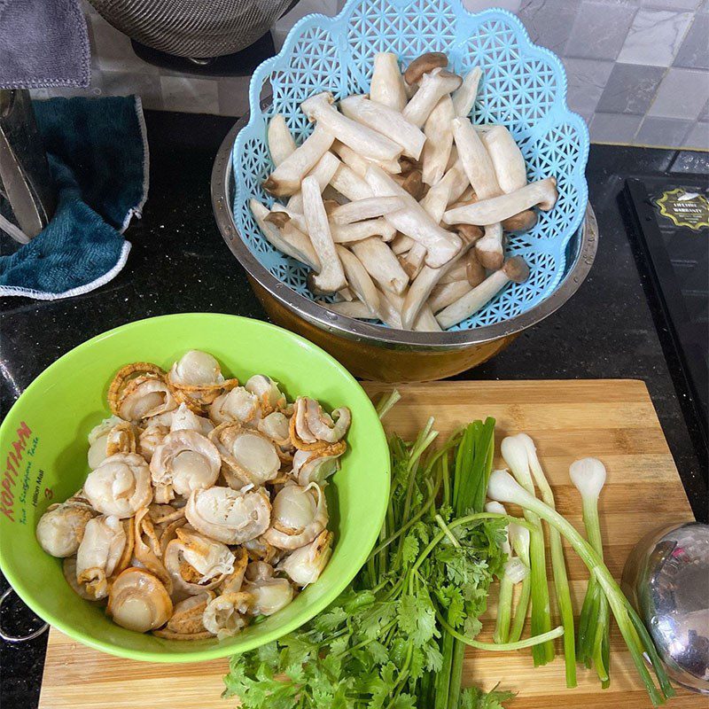 Step 2 Prepare the ingredients Scallop porridge