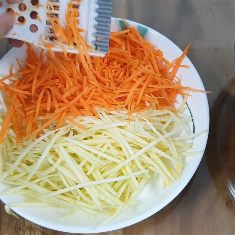 Step 1 Prepare the ingredients for Green Mango and Cucumber Salad