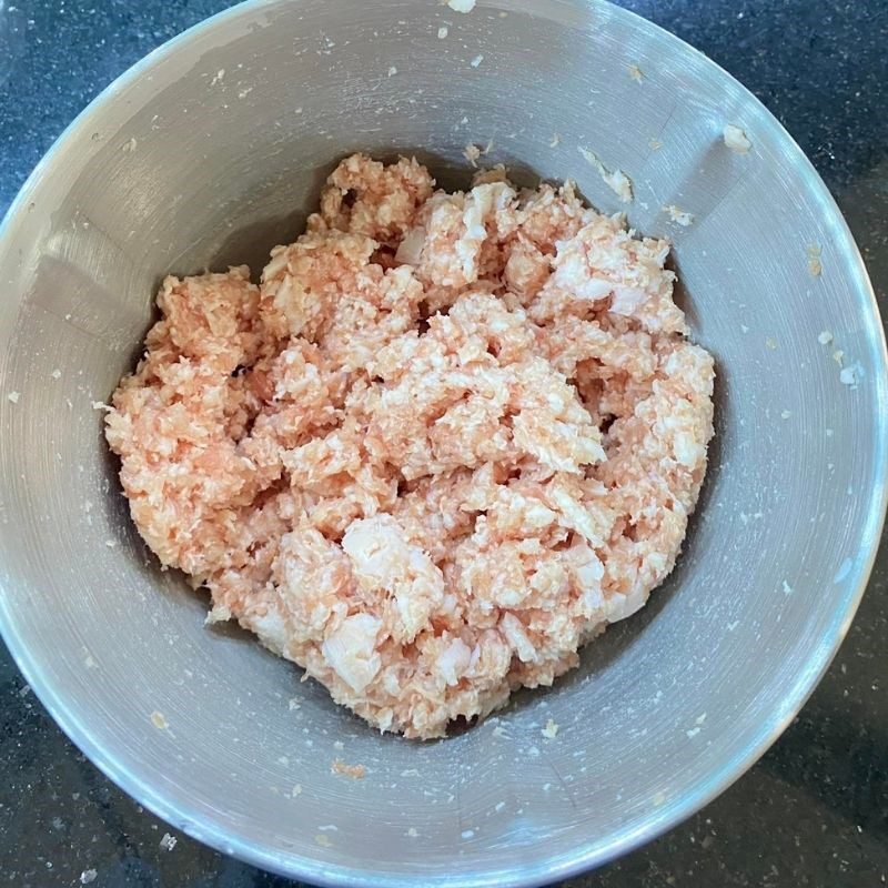 Step 2 Prepare the ingredients Crispy fried snail cake