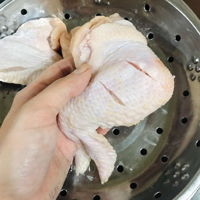 Step 1 Prepare the ingredients for Crispy Fried Chicken Wings