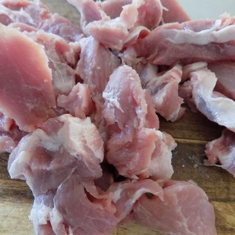 Step 1 Prepare the Ingredients for Stir-Fried Lotus Stem with Pork