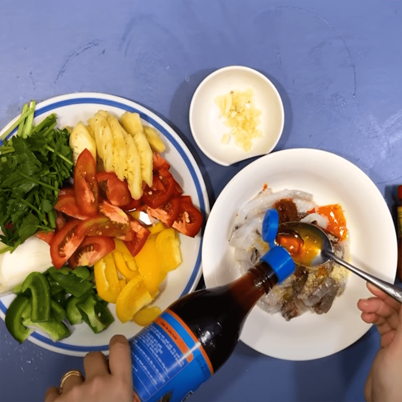 Step 3 Prepare the other ingredients Sweet and sour seafood stir-fry