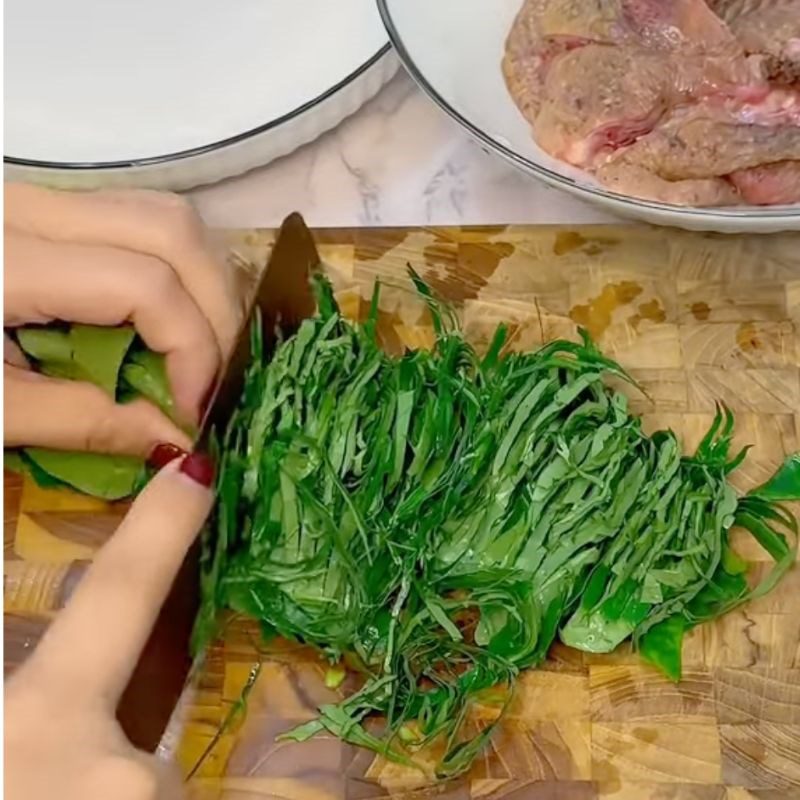 Step 3 Prepare Other Ingredients for Stir-Fried Pigeon with Eggplant