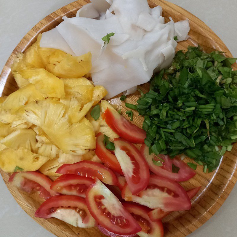 Step 2 Prepare the other ingredients Sour fish soup