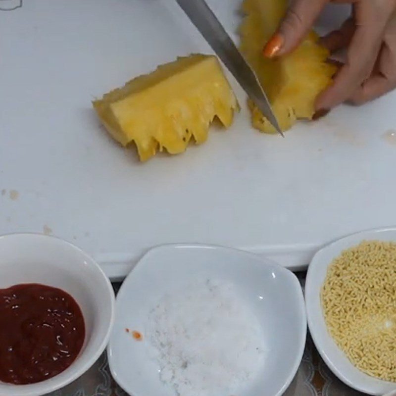 Step 2 Prepare other ingredients Mackerel fried with tomato sauce