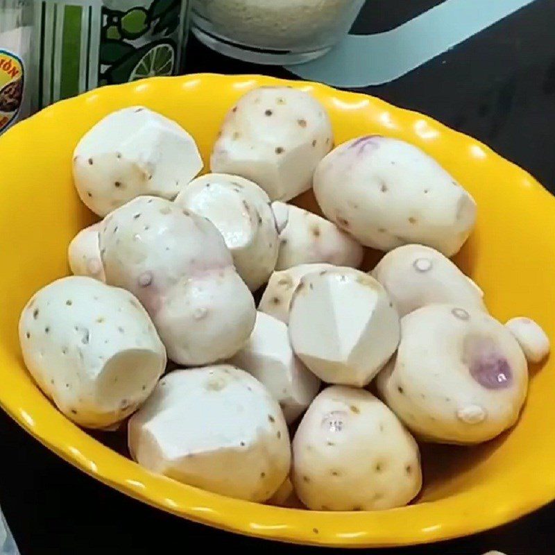 Step 2 Prepare other ingredients for Taro Fish Hot Pot