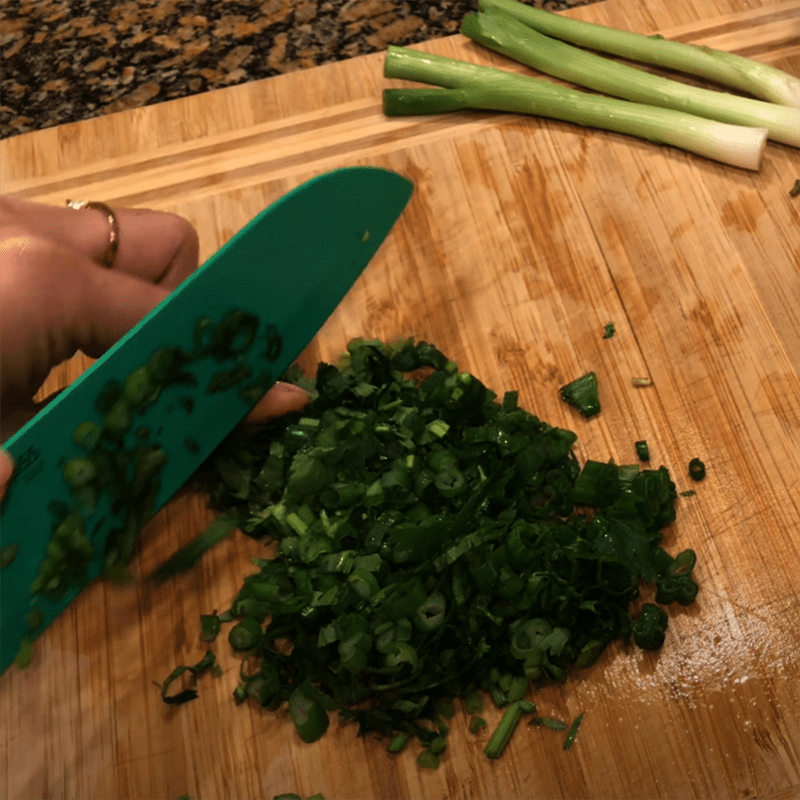 Step 2 Prepare other ingredients Mung Bean Clam Porridge