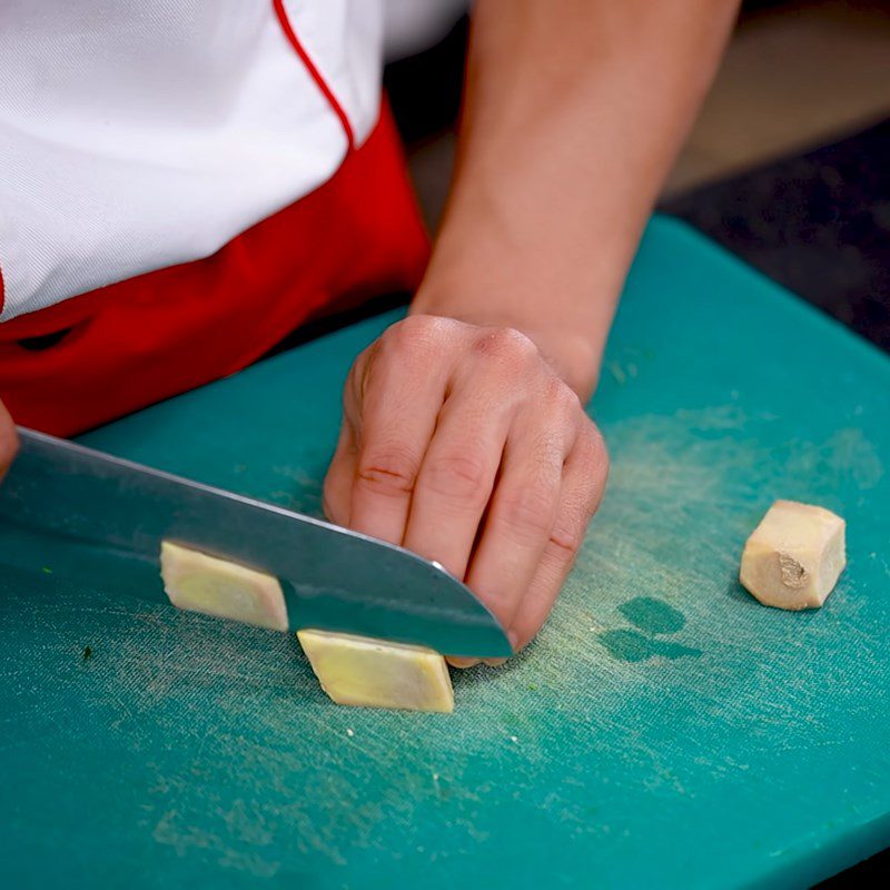 Step 2 Prepare other ingredients Salted chicken