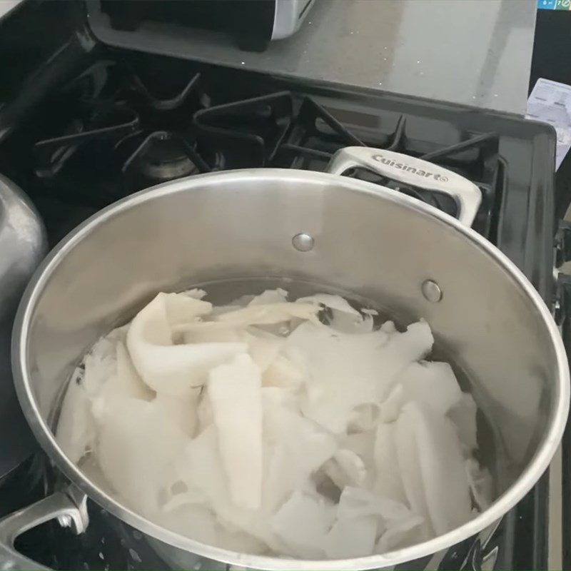 Step 2 Prepare the other ingredients Pangasius fish with sour bamboo shoots