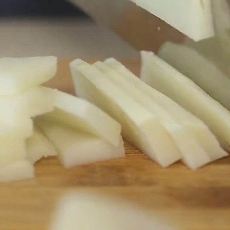 Step 2 Prepare the other ingredients Basa fish belly stir-fried with bamboo shoots