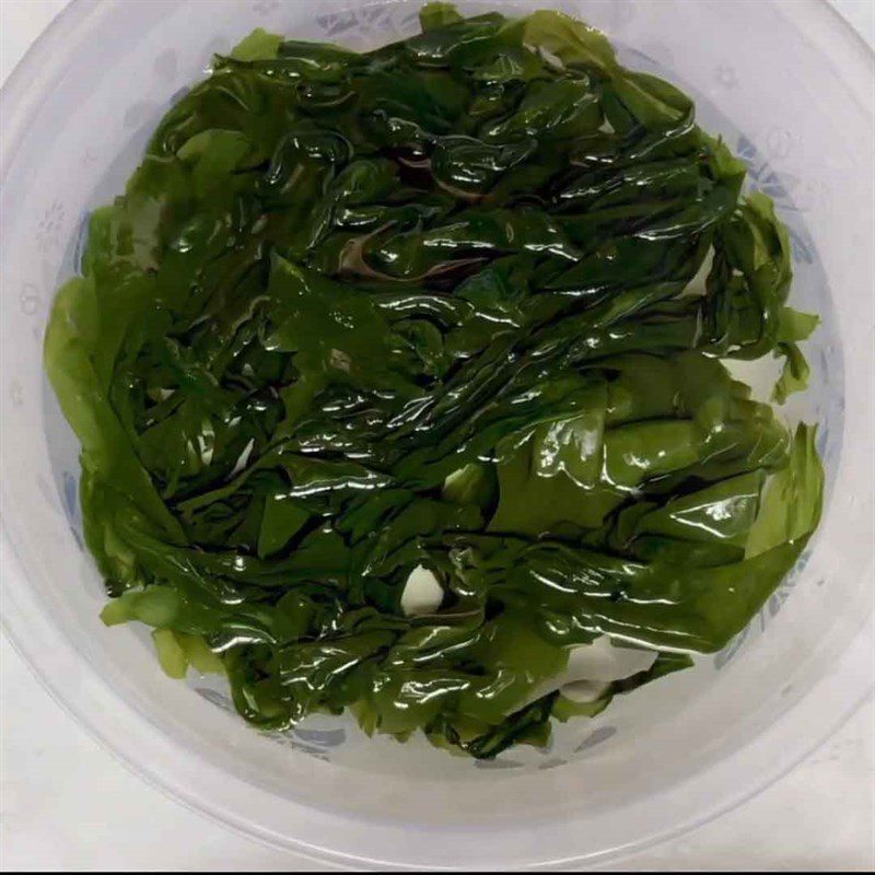 Step 2 Prepare other ingredients Seaweed soup with dried shrimp