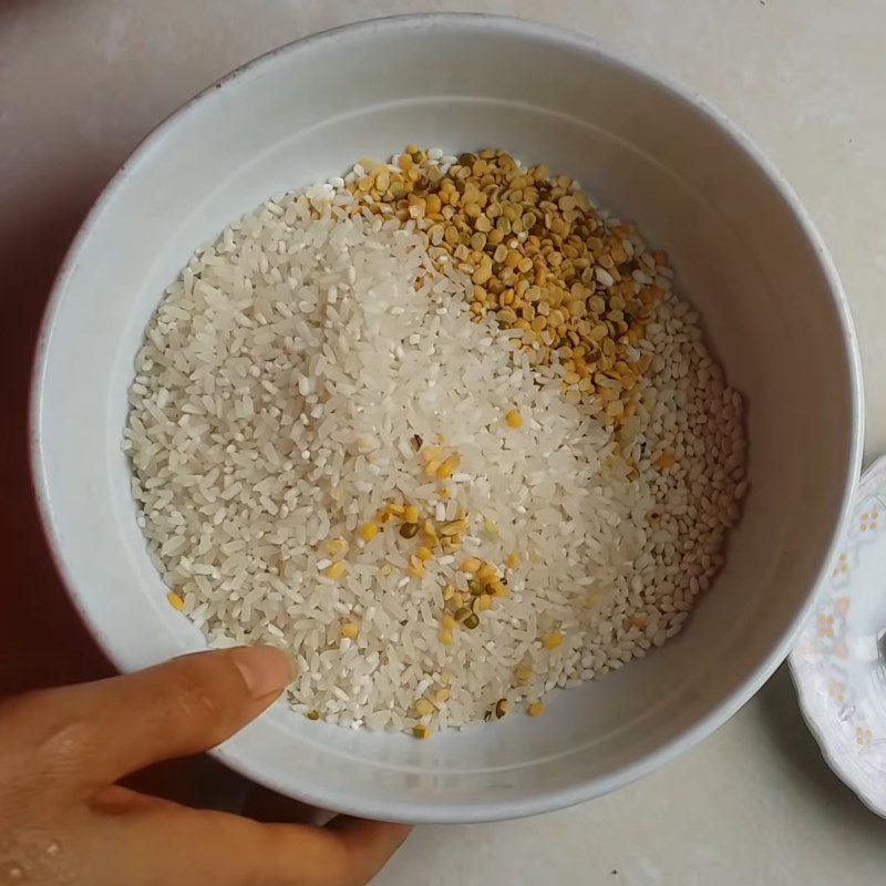 Step 2 Prepare the other ingredients Carp porridge with mung beans