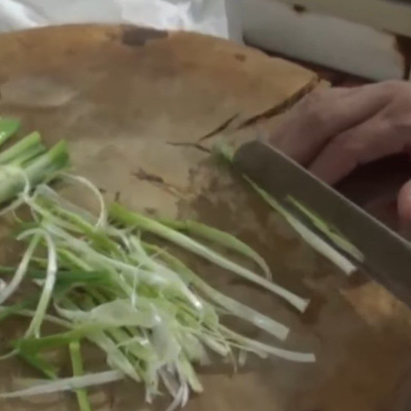 Step 2 Prepare other ingredients Mackerel salad with lime