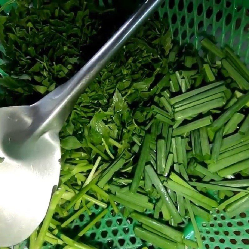 Step 2 Prepare other ingredients Chem chép stir-fried celery