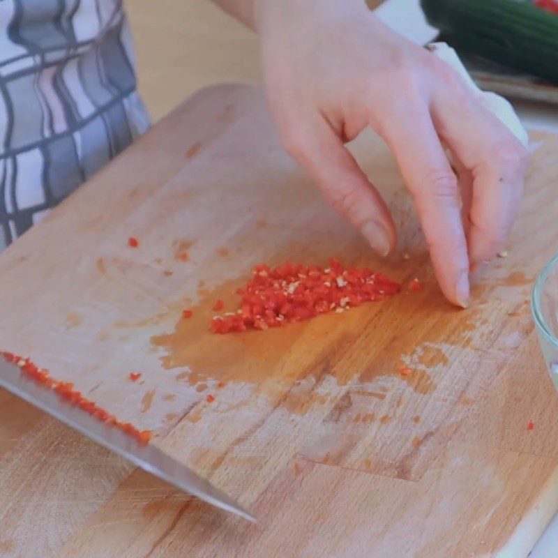 Step 2 Prepare other ingredients Phan Rang chicken rice