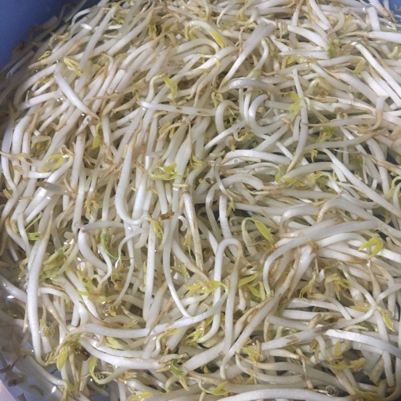 Step 2 Prepare other ingredients Stir-fried squid with bean sprouts