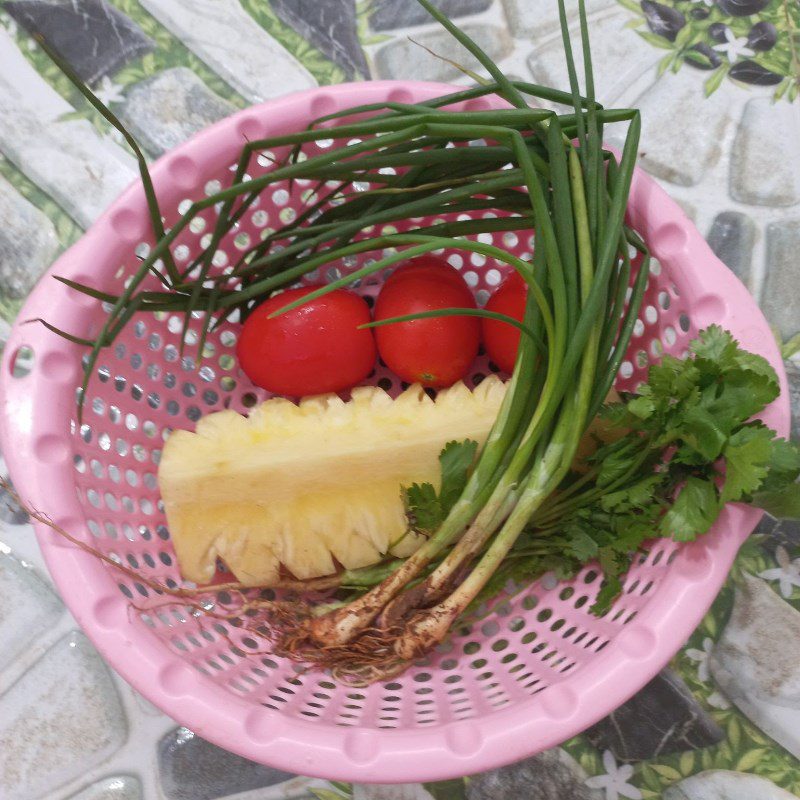 Step 2 Prepare the other ingredients for Sour Fish Soup