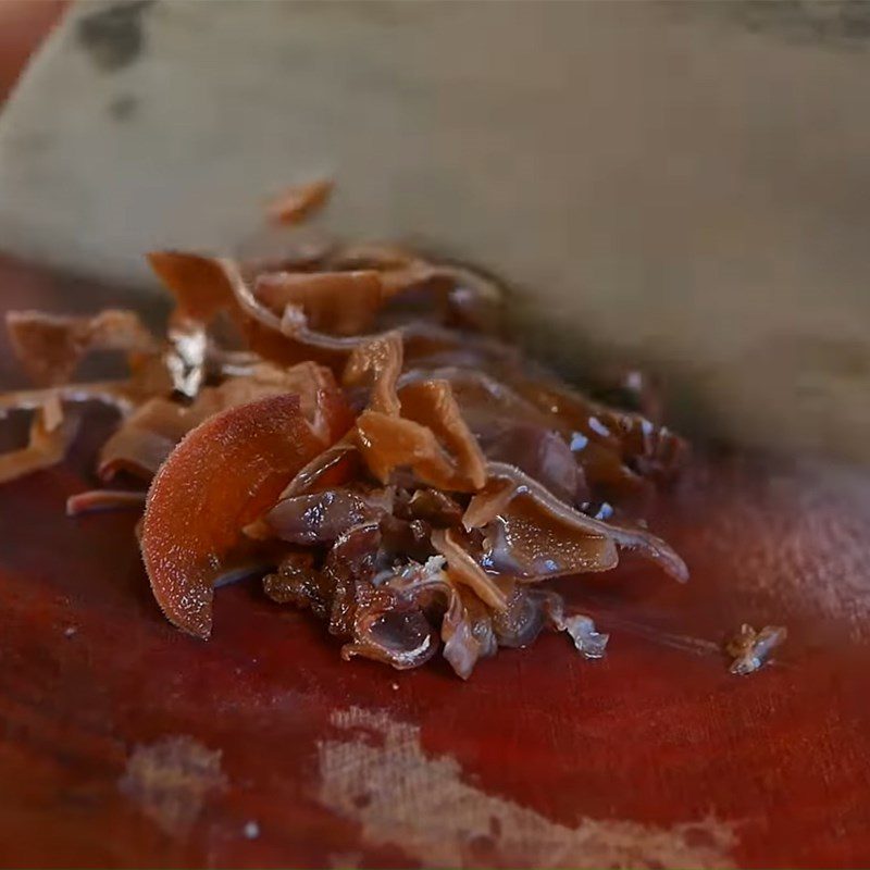 Step 2 Prepare other ingredients Crispy Fried Pork Skin Rolls with Ground Meat