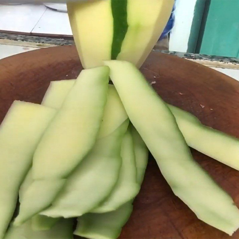 Step 2 Prepare the other ingredients Braised Beef Ribs with Papaya