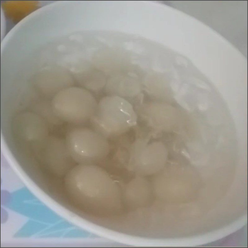 Step 2 Prepare other ingredients Shrimp and rambutan salad