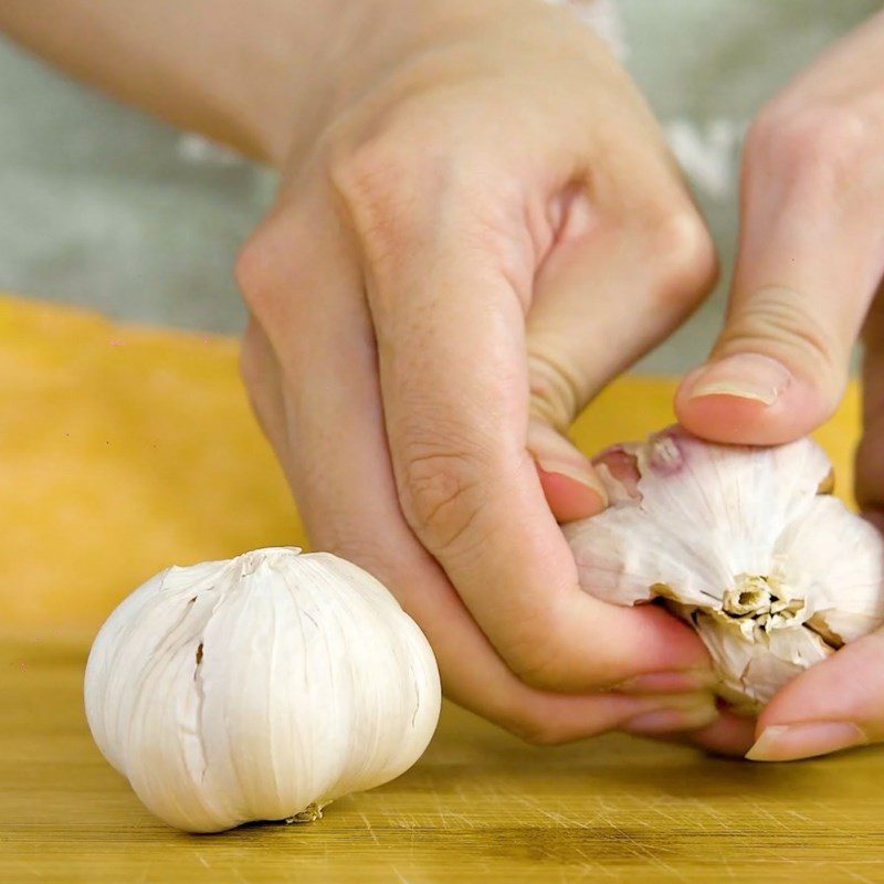 Step 1 Prepare the Ingredients for Ginseng Chicken Soup