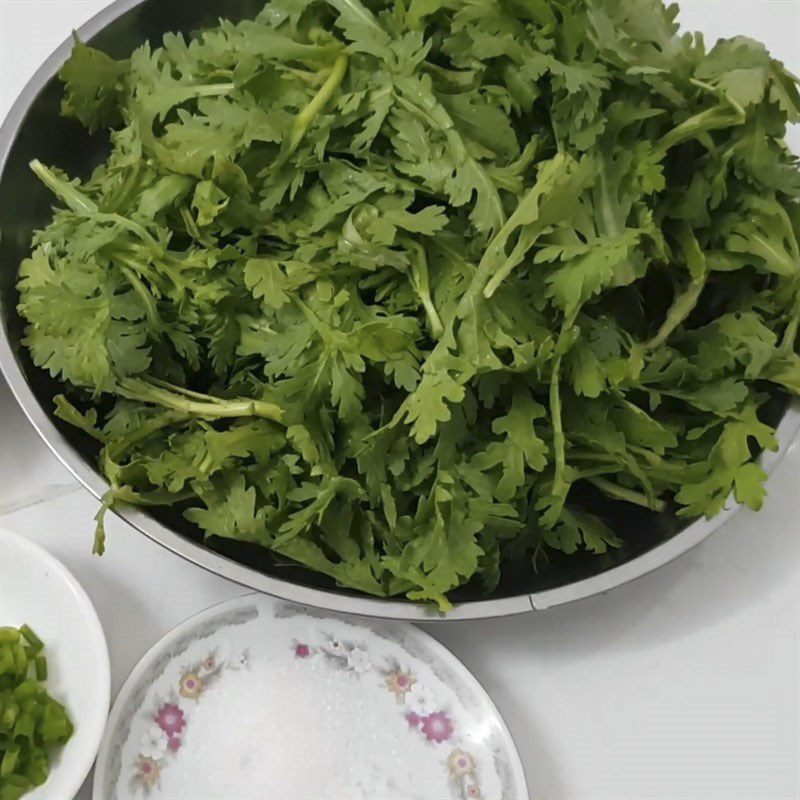 Step 1 Prepare the Mustard Greens for Fish Congee