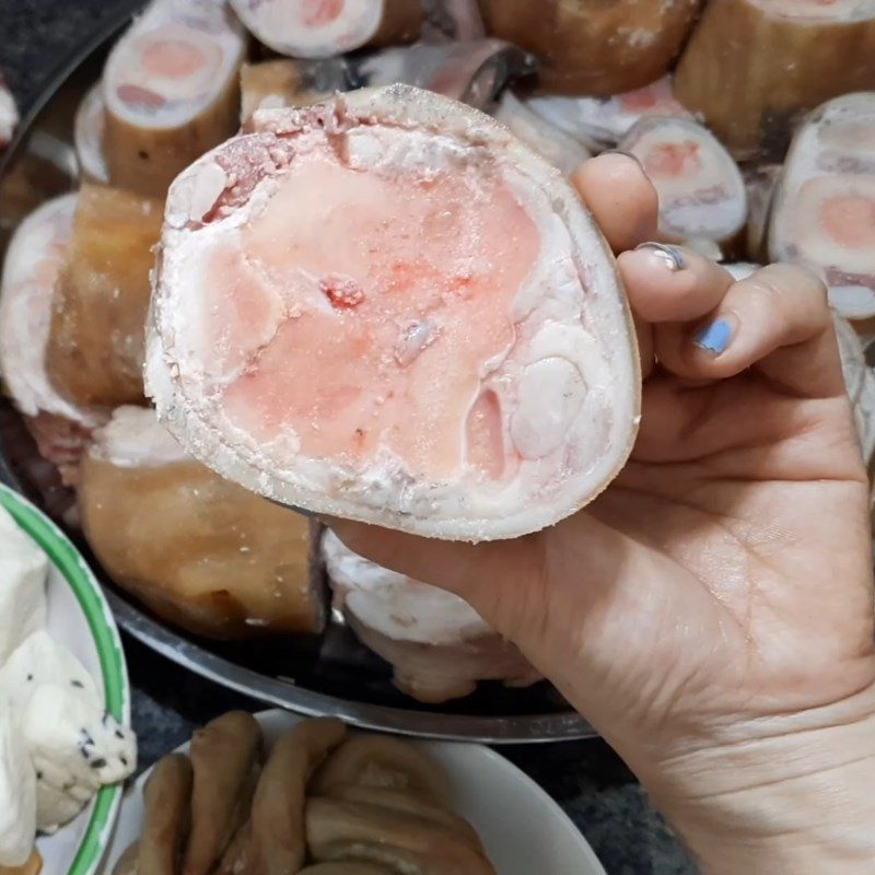 Step 1 Prepare beef legs Braised Beef Legs with Lemongrass