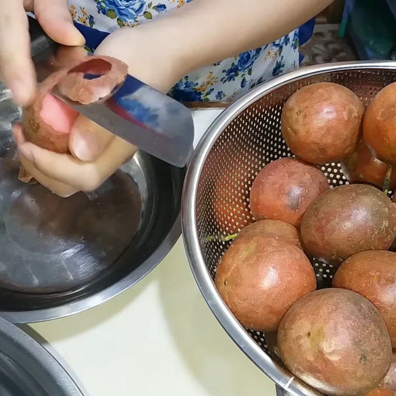 Step 1 Prepare the passion fruit Passion Fruit Peel Jam