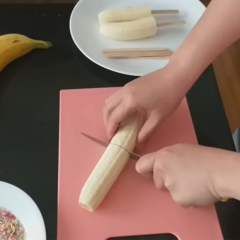 Step 1 Prepare the bananas Chocolate Banana Ice Cream Pops