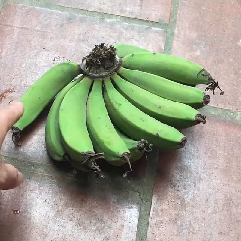 Step 1 Prepare the green bananas Stir-Fried Green Bananas with Garlic