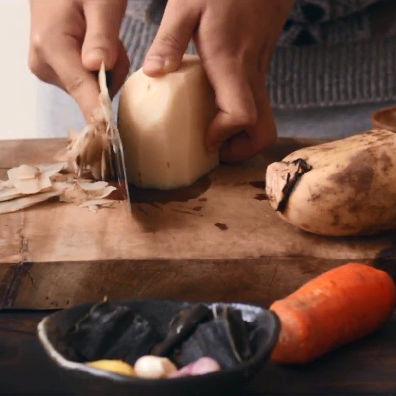 Step 1 Prepare lotus root Vegetarian Lotus Root Noodles