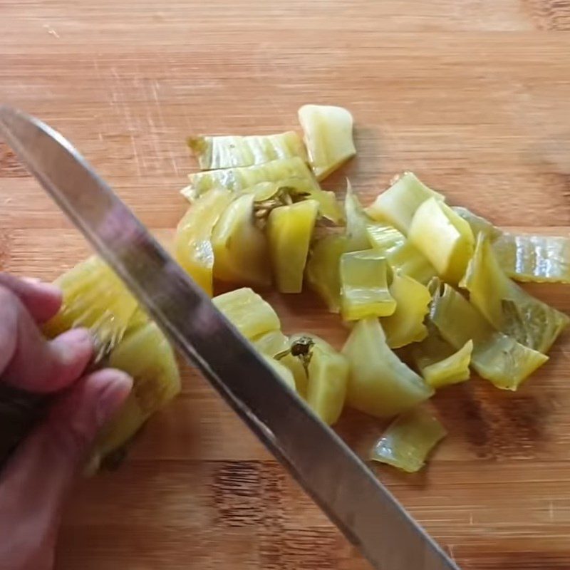 Step 2 Prepare mustard greens for Sour Mustard Greens Stir-fried with Straw Mushrooms (Vegan)