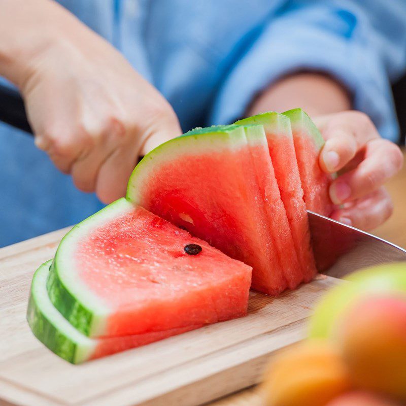 Step 1 Prepare watermelon and mint leaves Watermelon mint juice