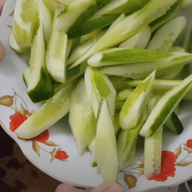 Step 1 Prepare the cucumber for Shrimp Cucumber Soup