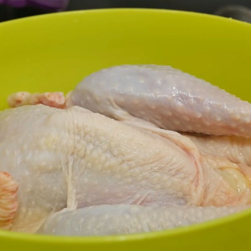 Step 1 Prepare chicken Steamed Chicken with Fish Sauce