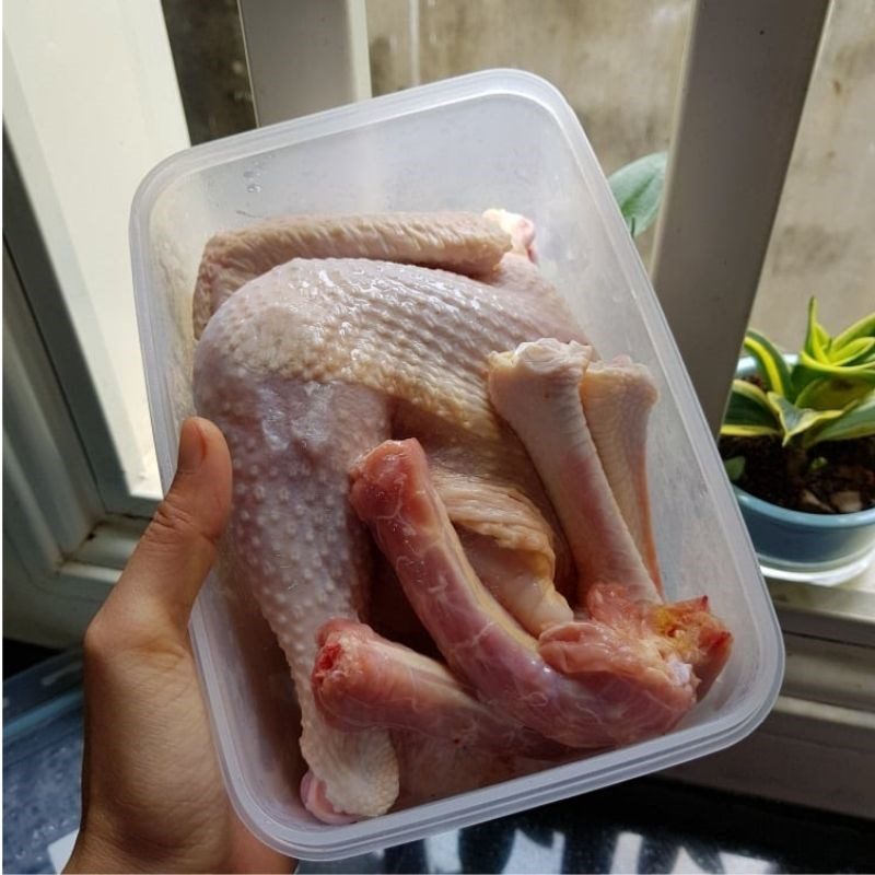 Step 1 Prepare the chicken Salted Lemongrass Chicken (recipe shared by a user)