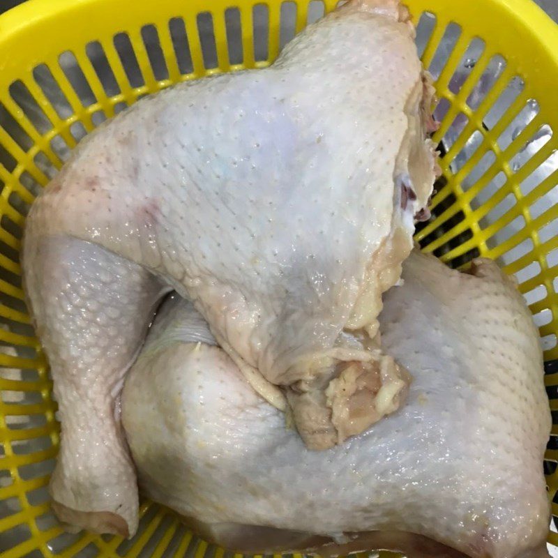 Step 1 Prepare Chicken for Chicken and Mung Bean Porridge (recipe shared by users)