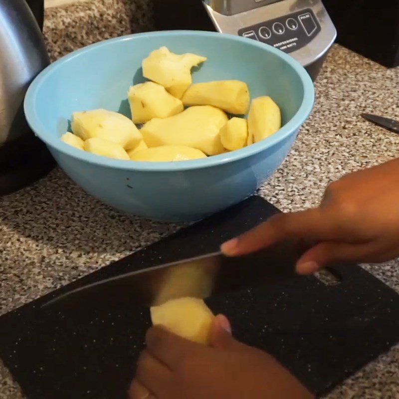 Step 1 Prepare the ginger for Pineapple Ginger Juice